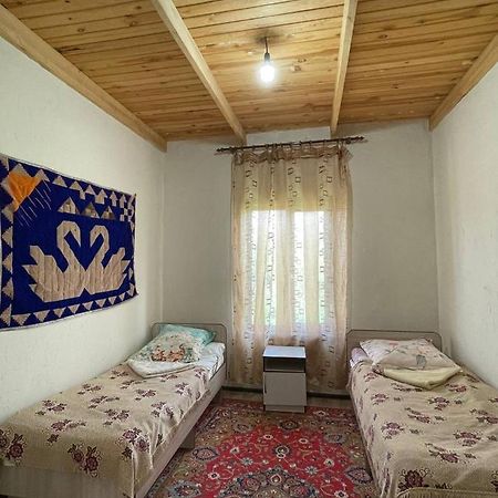 Guest House Guljan Bokonbayevo Bagian luar foto
