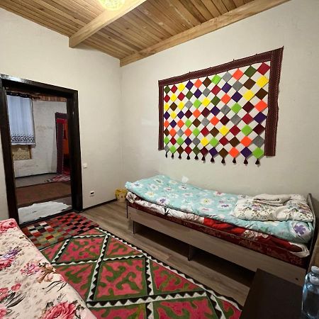 Guest House Guljan Bokonbayevo Bagian luar foto
