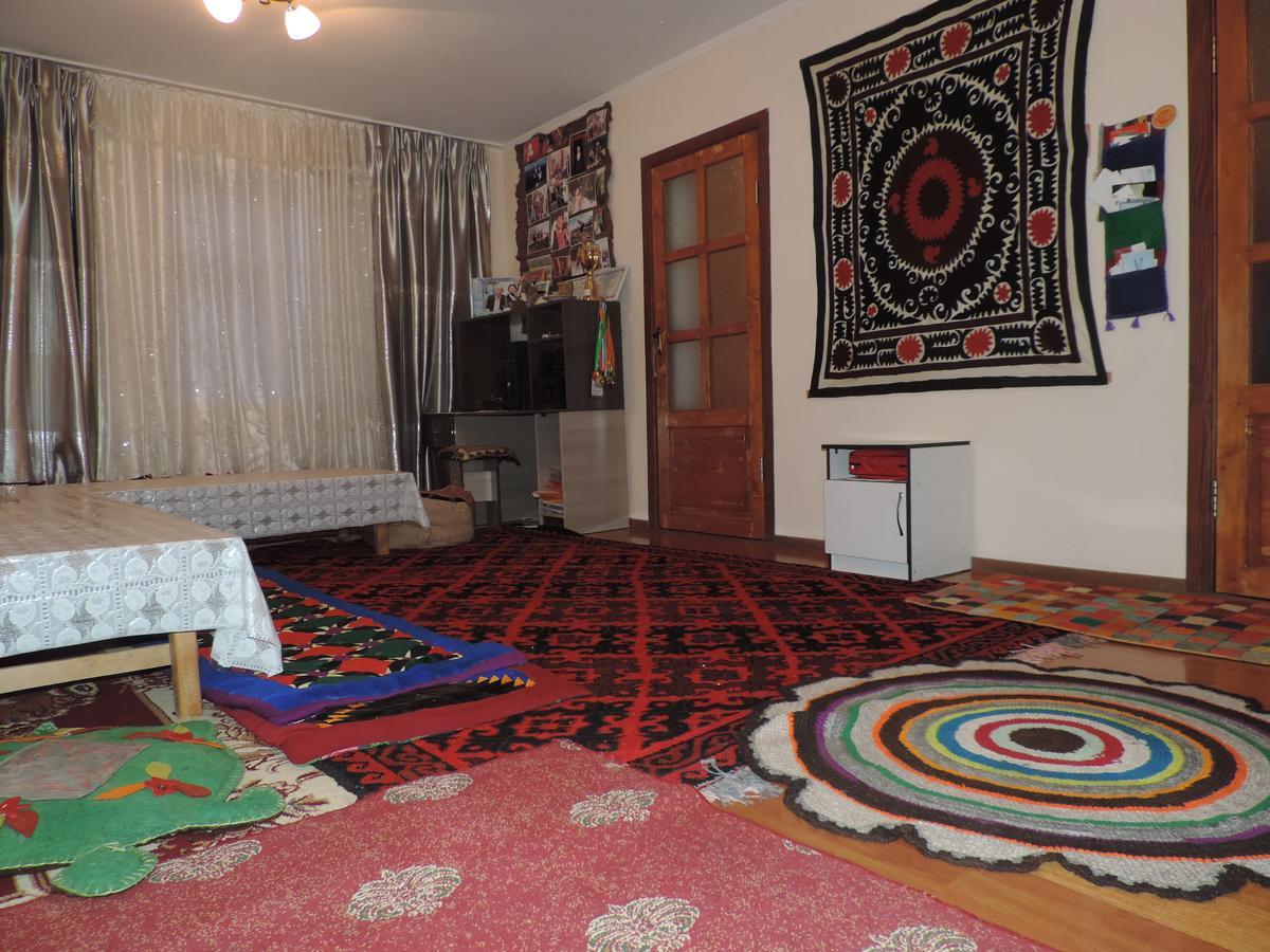 Guest House Guljan Bokonbayevo Bagian luar foto